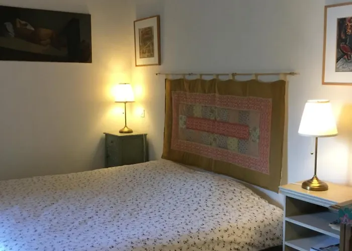 A 2 Pas Du Pont Du Gard Feriehus *