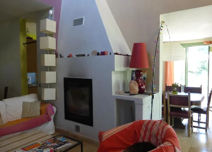 A 2 Pas Du Pont Du Gard Vers-Pont-du-Gard